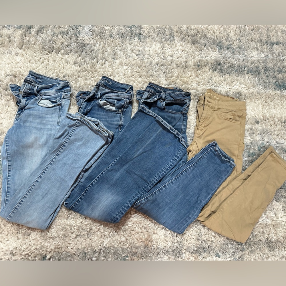 American Eagle Size Six Long Jeans Bundle